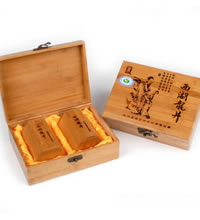 贡牌西湖龙井茶 - AAA级200克竹礼盒装西湖龙井茶